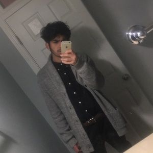 Meet your Posher, Leo